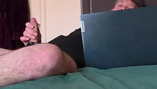 Üvey annemin orta yaşlı seksi en iyi arkadaşımla kazara yüze boşalma zamanı azgın bir çağrıya döndü o doyumsuz kıllı bir olgun