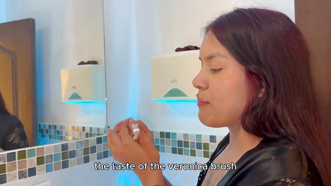Mă distrez în Veronicas Body