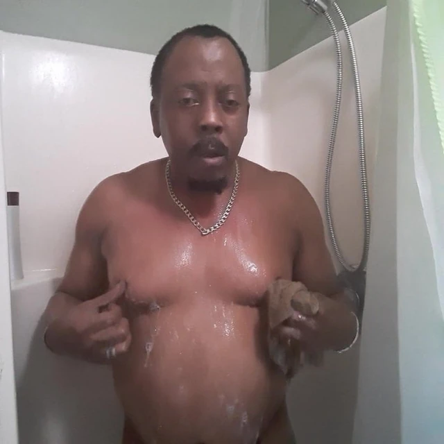 Shinzon getting clean