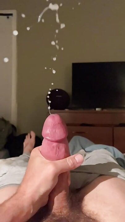 BIG FAT COCK AND BIG LOADS OF CUM!