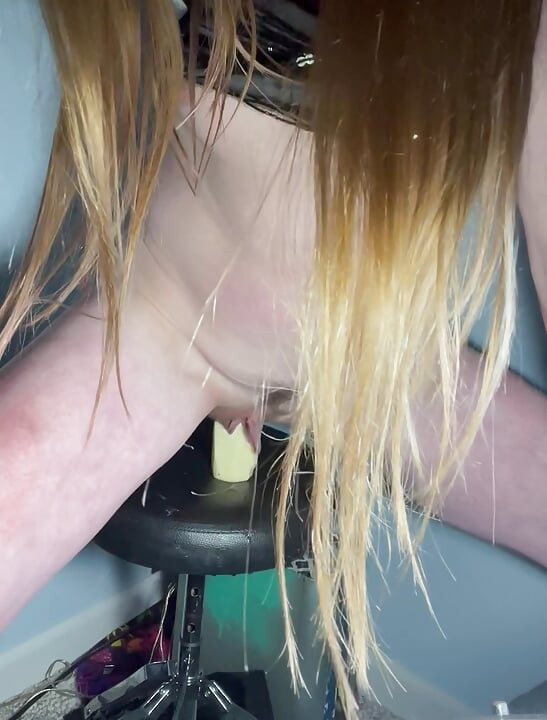 Long Labia Pussy Play