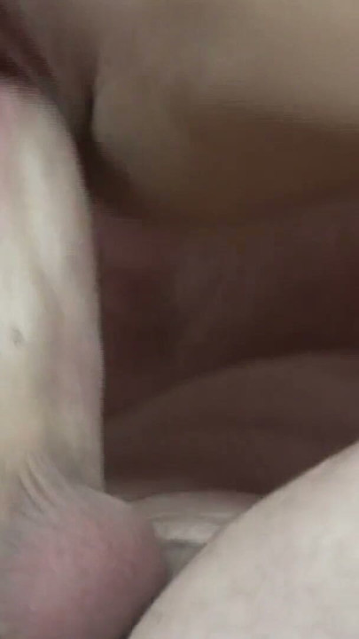 Brunette Milf wird hart gefickt und bekommt Crampie - schwanger | Clip 2