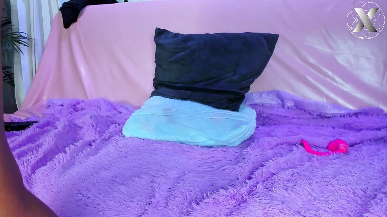 billi chaat men sthiti 69 ke saath samlaingik sluts lag raha hai