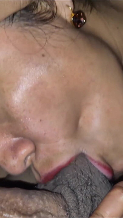 O MUIE MARE (MUIE LUATĂ DIN LAPTE) DE LA VECINUL MEU MEXICAN INFIEL | Clip 1