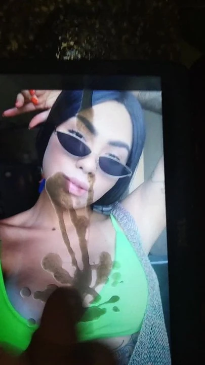 Huge cumshot