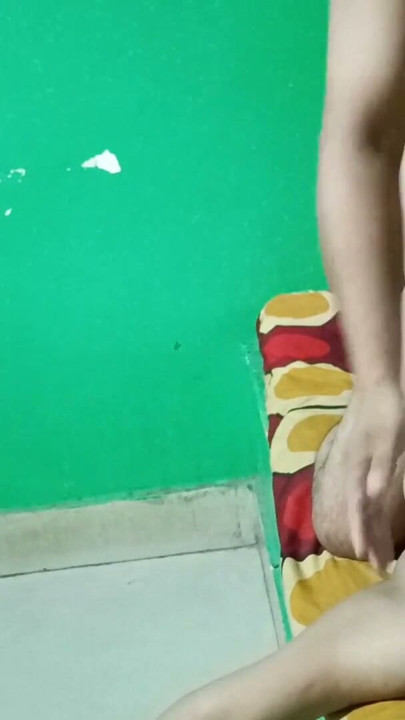 Real stepsister and Stepbrother hardcore family sex Stepsister mouth in side a duck | Clip 1