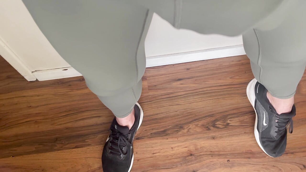 Lycra Gym Gear Masturbating