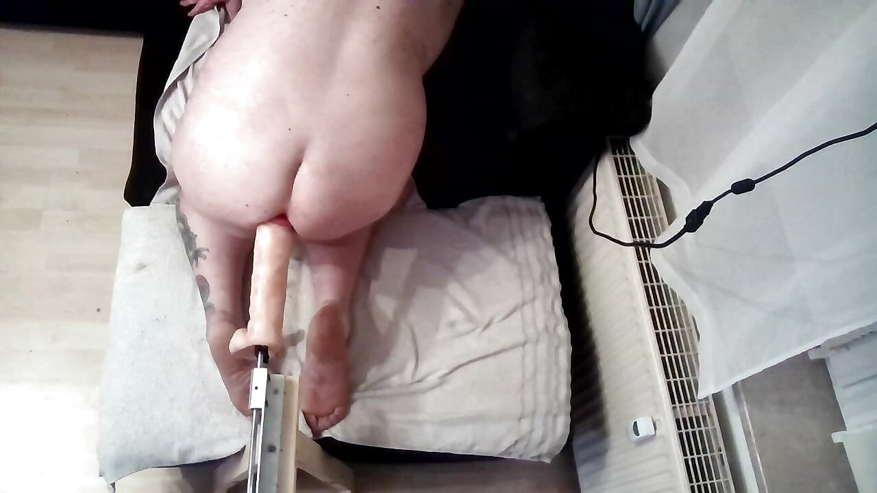 Anal Stretching