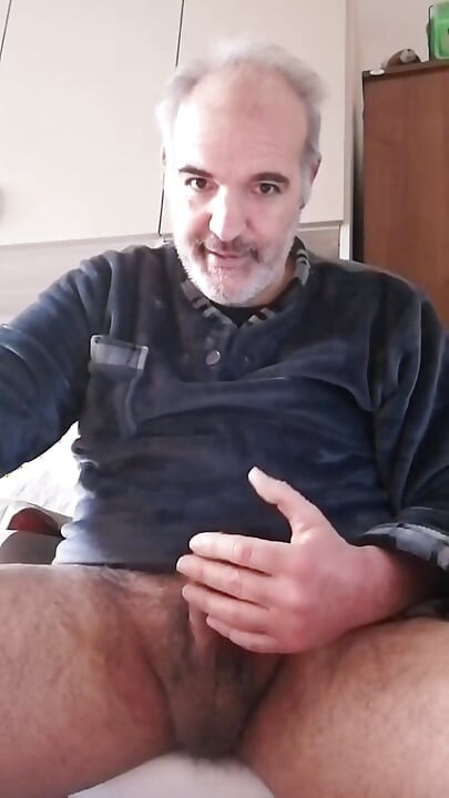 Живое онлайн-эротическое шоу 6 марта