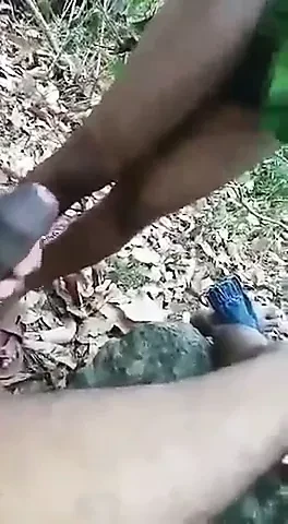 Tamil gay sex ao ar livre