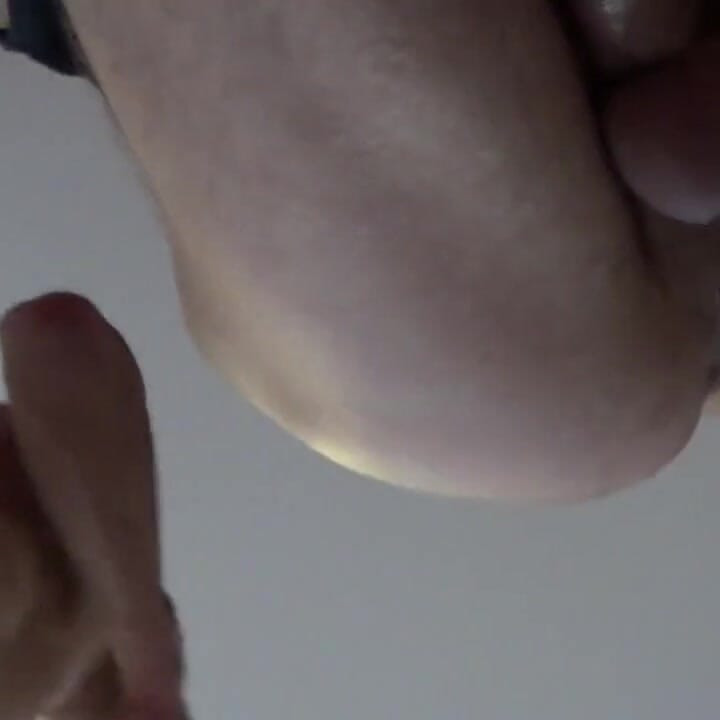 Bareback sex-tape homemade in Berlin with Fabien and a sneaker-boy addicted