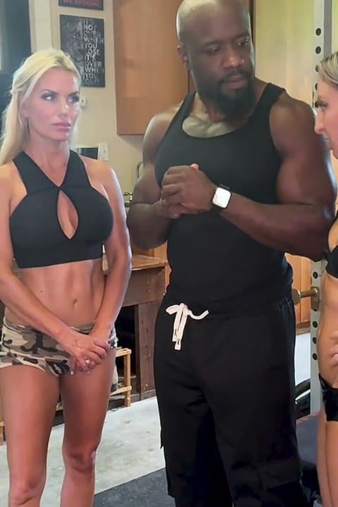 Gym Threesome with Fix and Lora Cross and Tatiana Steele