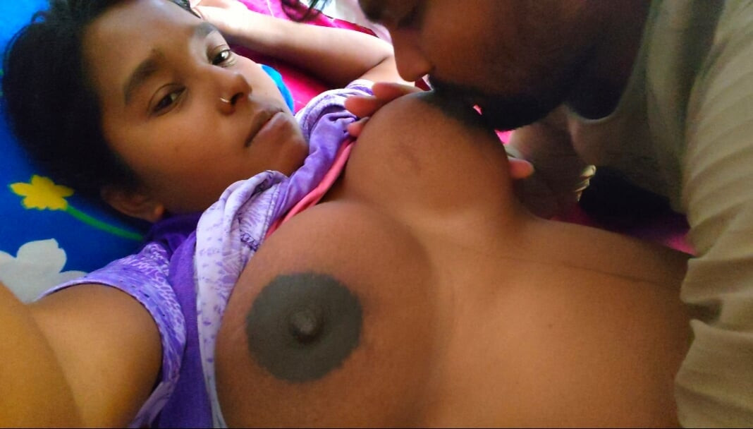 Devar apni trudna bhabhi ka sisanje sisa kar raha he - desi vruća mlada bhabhi prekrasno sisanje bradavica.