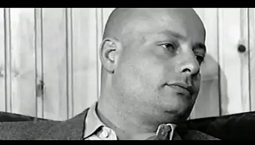 Красивые трахи с женами-милфами и мужьями с большими членами в любительском видео