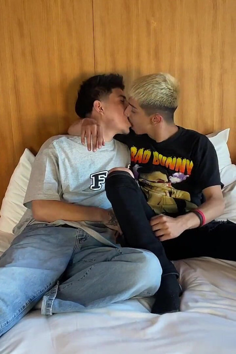 2 Big Dicks Tag Team Tiny Twink Raw Hung Papi
