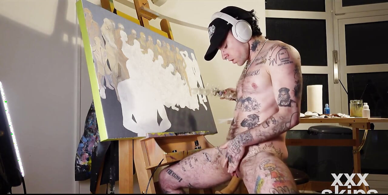 Horny Ftm Artist XXX Skips Works on a Painting While Getting His Pink Boy Pussy Pounded by a Fucking Machine