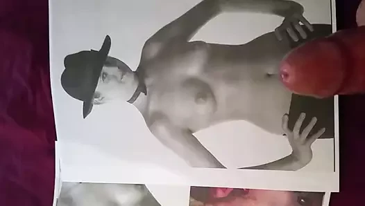 Mandy'nin güzel övgüsü. çok ateşli bir bayan