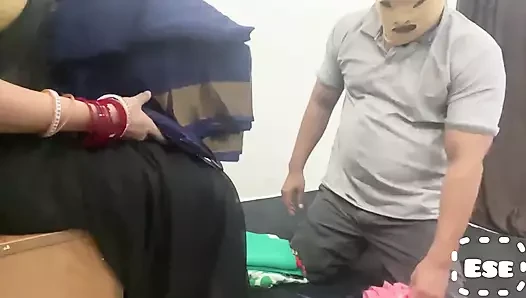 Salesman Fucks Bhabhi in His Shop