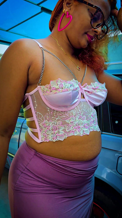 休閒女王Nilmini Sheron Hot Day