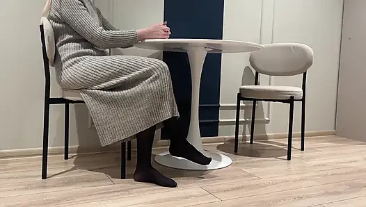 Olgun orta yaşlı seksi kadın damadını baştan çıkarıyor