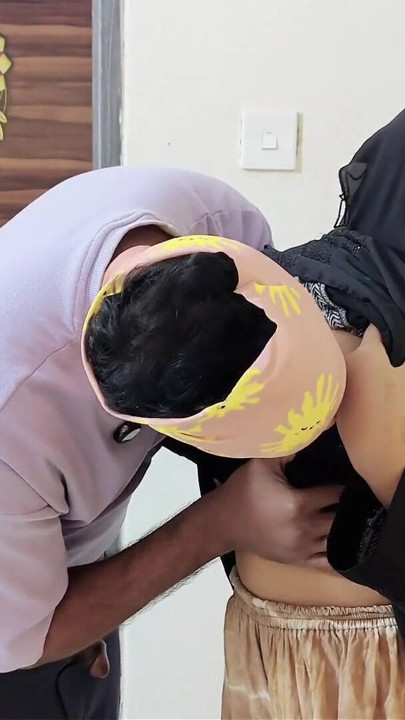 Fuck sexy begger Desi aunty juicy pussy when no one at home | Clip 2