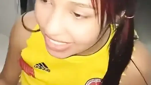 Секс с моей подругой в моем доме