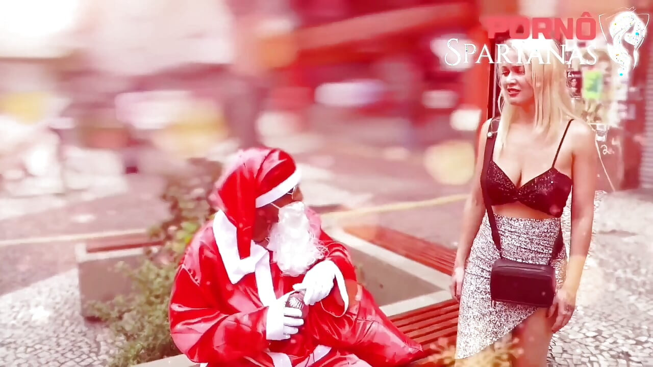 Hot Elf Ended Up in Santa's Huge Christmas Turkey