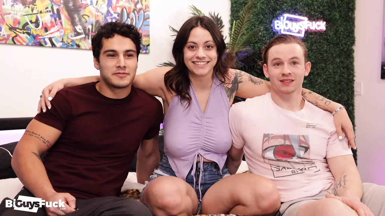 They’re literally so excited to fuck. cant stop laughing hottest MMF 3some ever