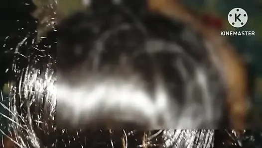 Hintli evli kadın otelde ızgara seks yapıyor ve oynuyor