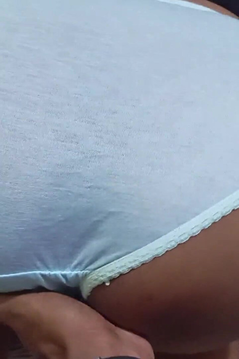 My Sri Lankan Girlfriend's Natural Ass