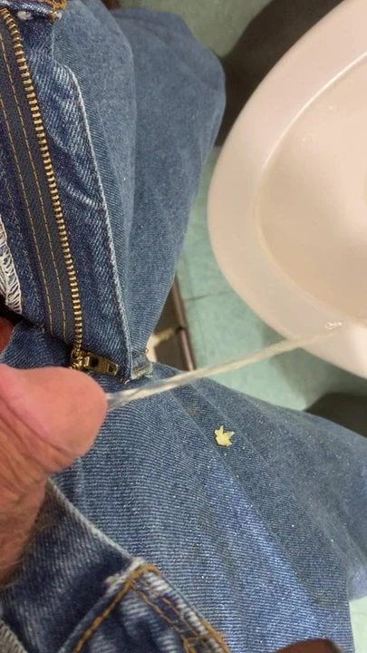 Me peeing