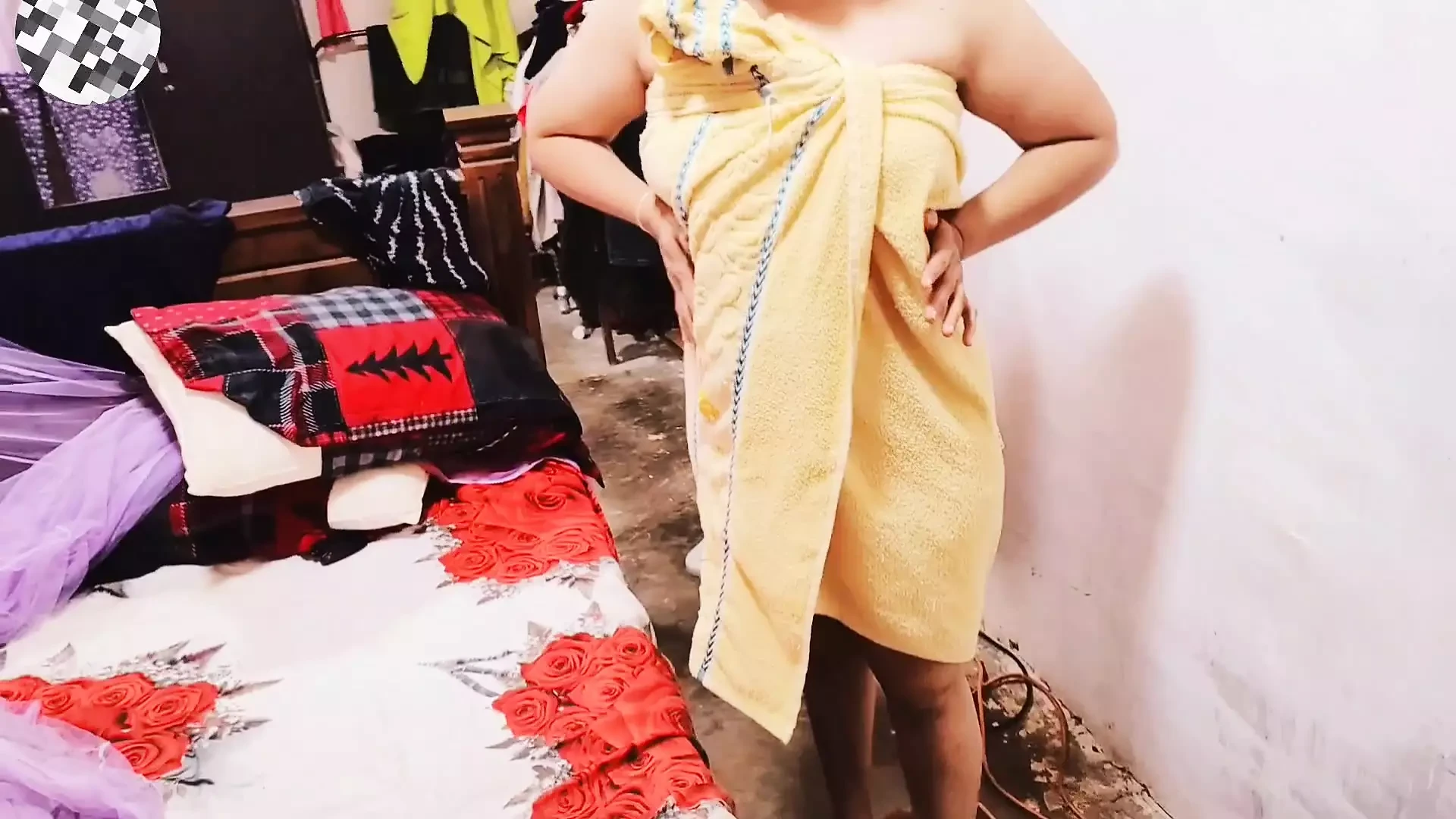 (Sinhala voice ) Sri lankan dirty stepsister fucking ,creampie pussy ,cum eating ,