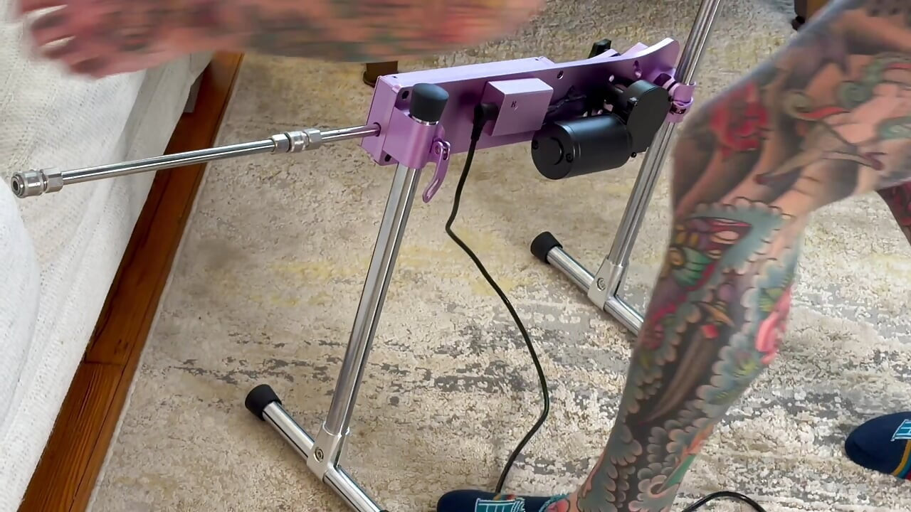 Watch Me Get Fucked by My Sex Machine and Have a Real Orgasm!
