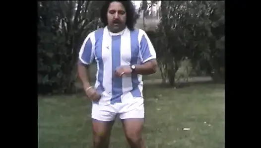 Threesomes with Big Vintage Cock Fucking and Cumming in Mouth Moana Pozz...