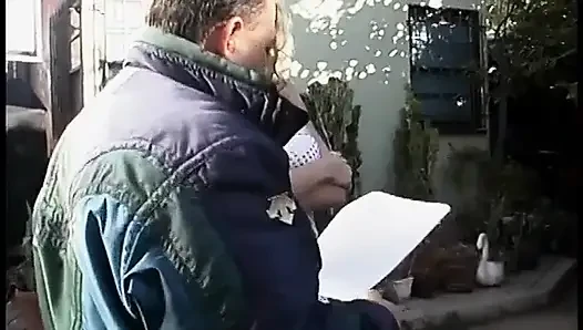 Горячие порнозвезды в действии во время съемок в помещении