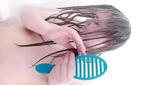 Dusche haare bürsten