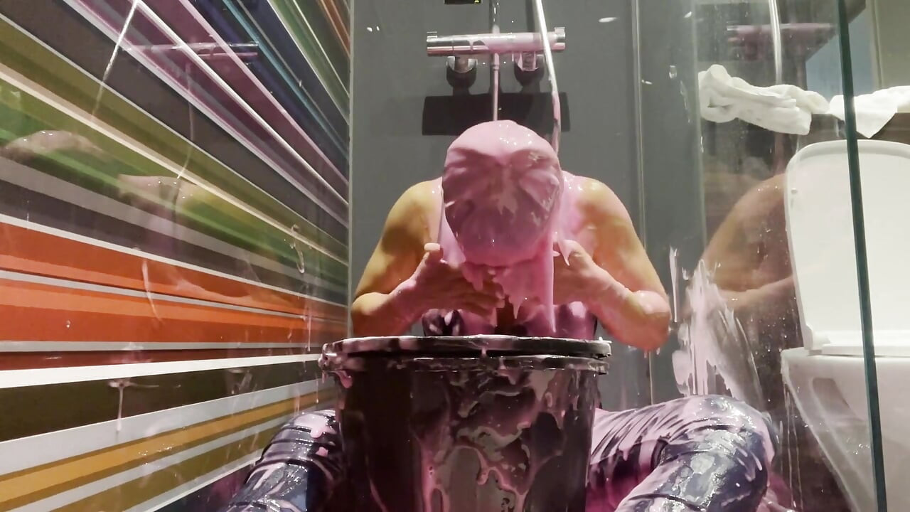 Callie-t rózsaszín gunged kapja