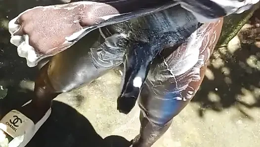 Mature Hard Black Dick Gets Real Shower