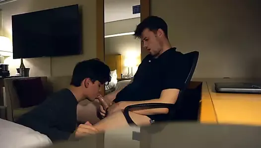 Two handsome twinks bareback in hotel