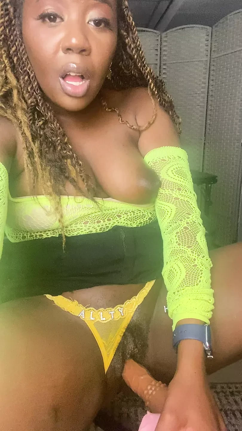 love to PLAY desperate to cum, HARD to please