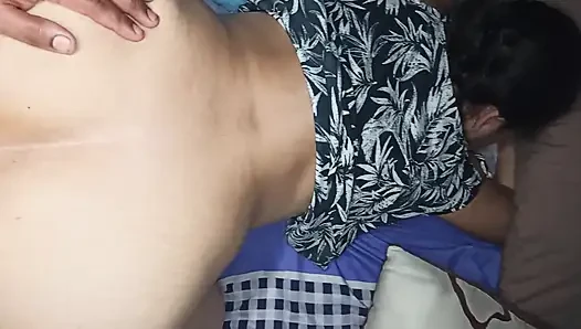 Ya! Cewek sange ini di-doggy habis-habisan sampai dicrot di dalam