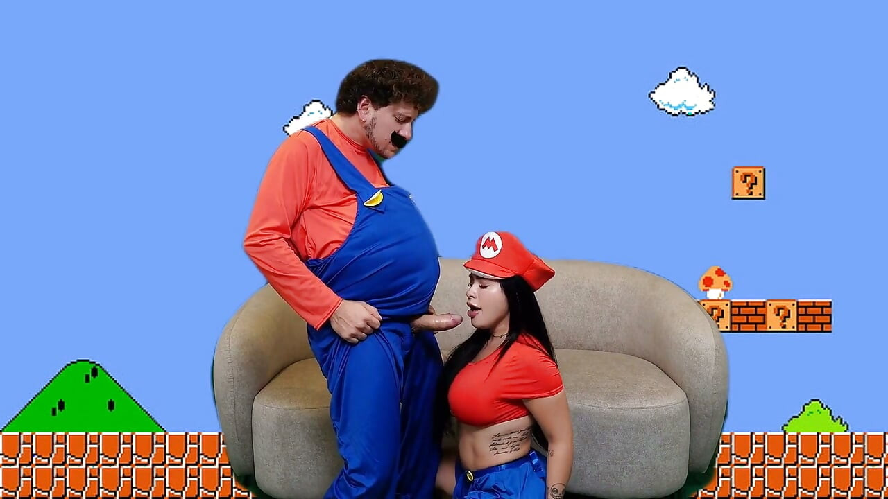 Super Mario Girl Memberikan Vaginanya yang Ketat untuk Blowback Agar Dia Lupa Tentang Putri Peach