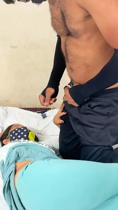 Hintli üvey kız kardeş ve yenge tamamen roamance