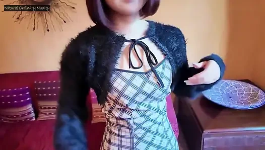 Innocence Fades - хрупкая медсестра выходит за границы, падает, прежде чем любовь определяется