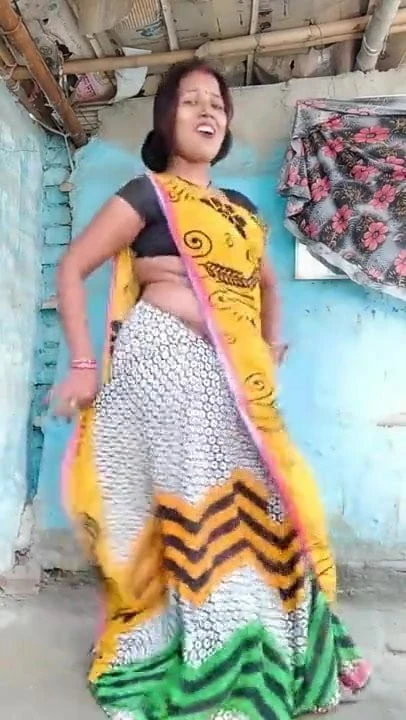 Aunty hot dance