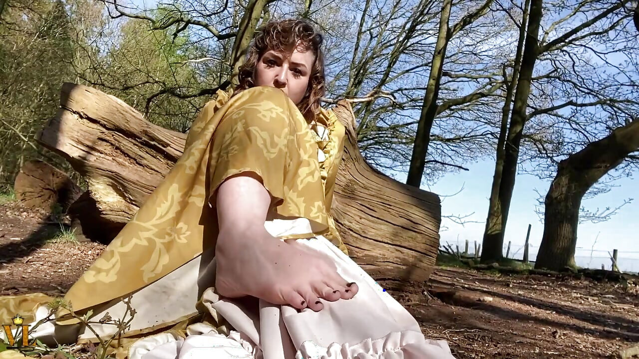 Vivienne Lamour - You Lucky Lucky Boy