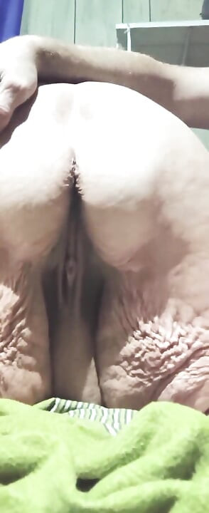 Stepfather and Stepauntie He Spanks N Fingers This Pussy so Hottie