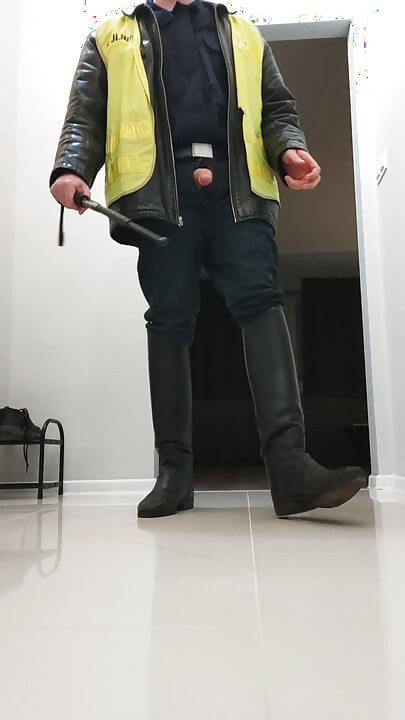 Gay policeman jerks off in military officers