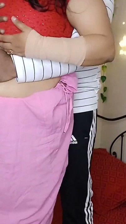 PADOSI NE ROOM HEATER THIK KARNE KE BAHANE BHABHI KO KHOOB PELA (HINDI ROLEPLAY) | Clip 2