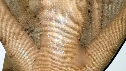 Boşalmak külotlu çorap ve barbie bebek